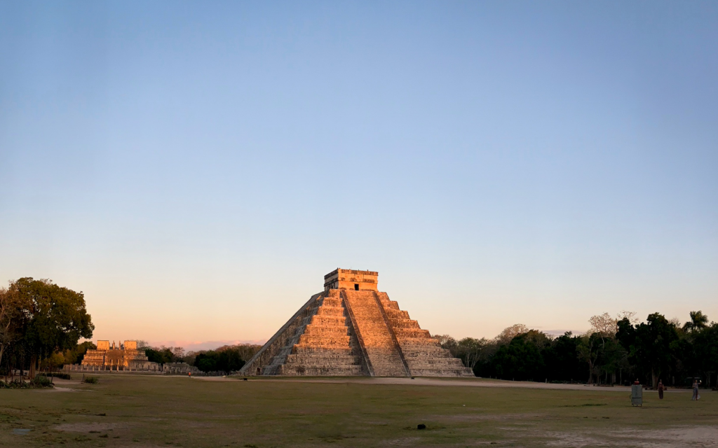 Temple of Kukulcan (El Castillo) in Chichen Itzà.